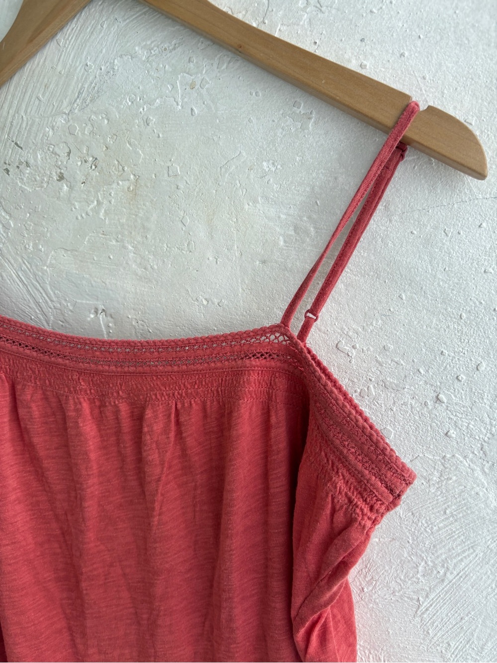 Ann Taylor coral pink/red cotton blend camisole tank top - Picture 2 of 10